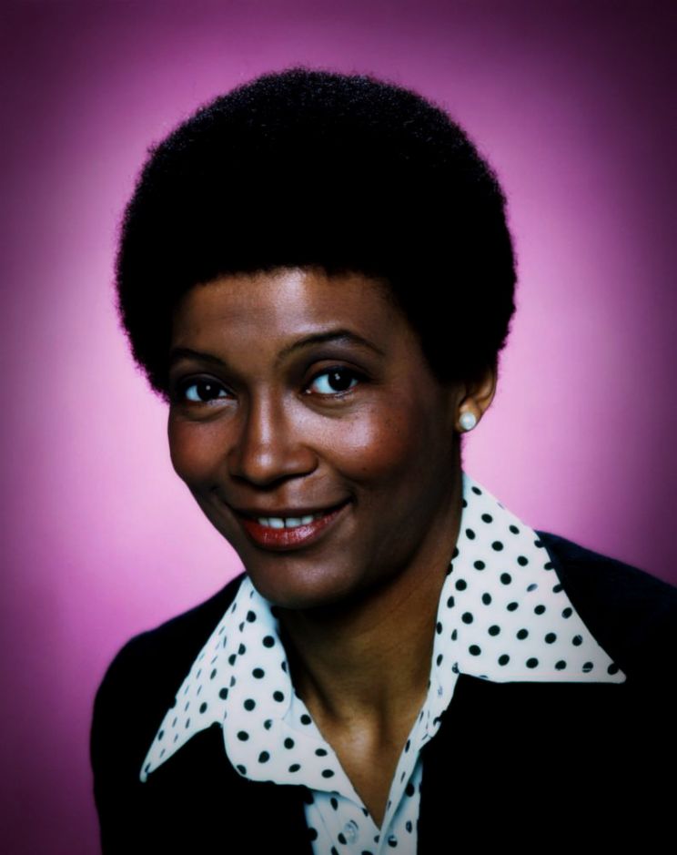 Olivia Cole