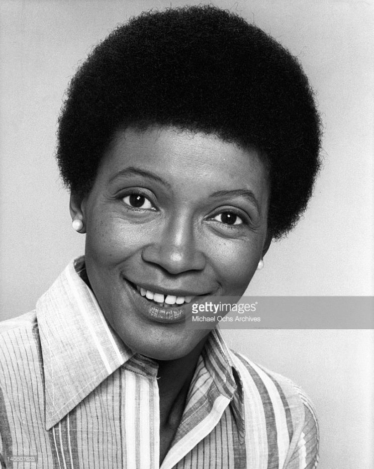 Olivia Cole