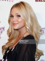 Olivia Holt photo