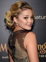 Olivia Holt photo