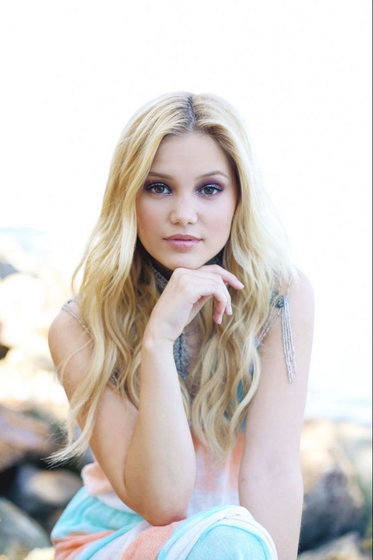Olivia Holt