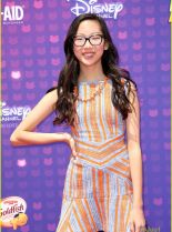 Olivia Rodrigo #842798 picture (Portrait Medium)