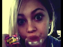 Olivia Scriven photo