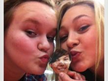 Olivia Scriven photo