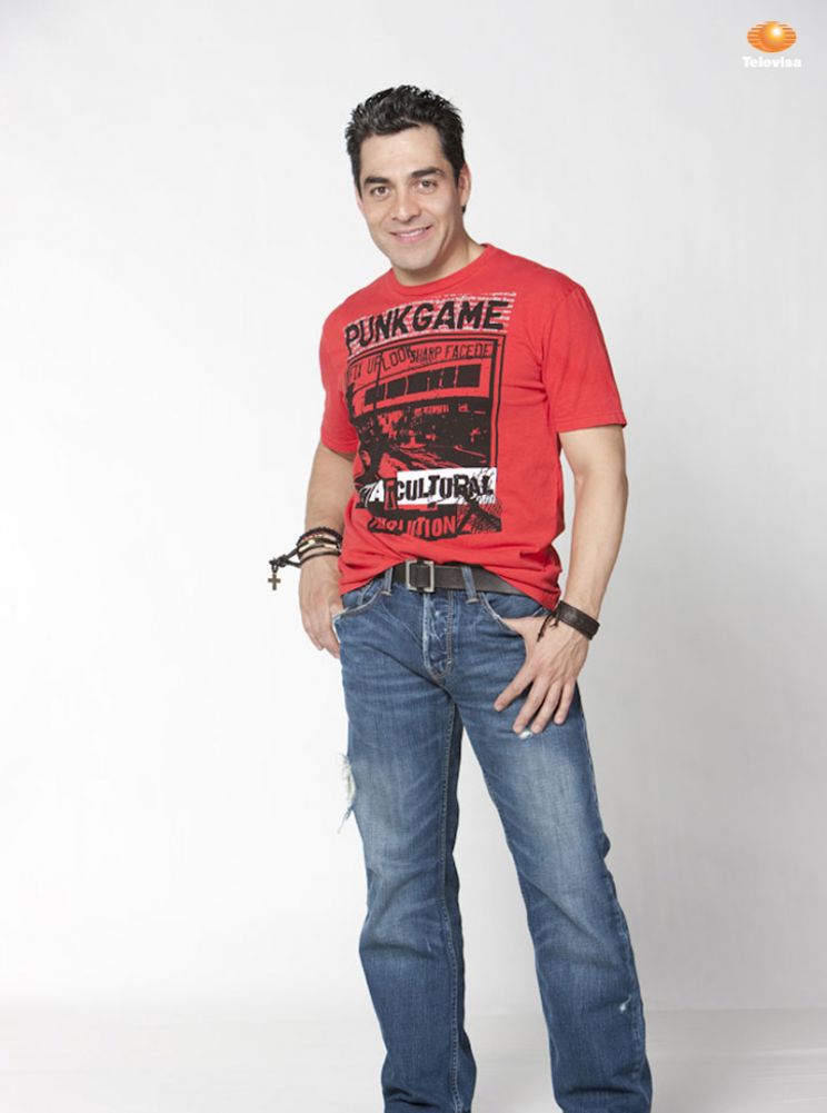 Omar Chaparro