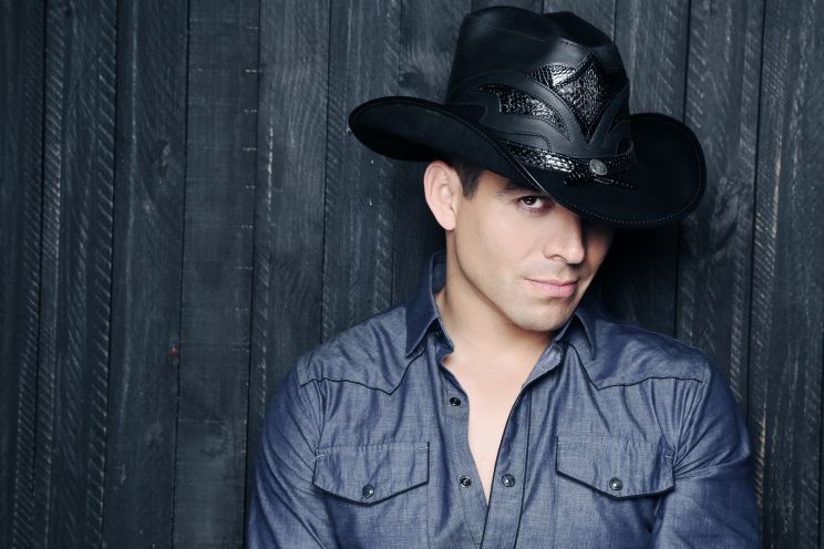 Omar Chaparro