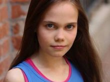 Oona Laurence