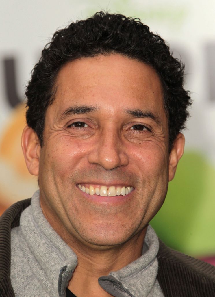 Oscar Nuñez