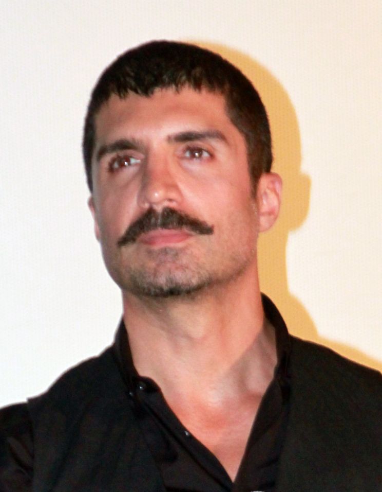 Özcan Deniz