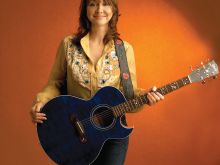 Pam Tillis