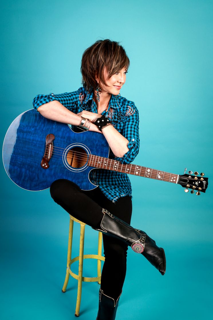 Pam Tillis