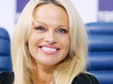 Pamela Anderson photo