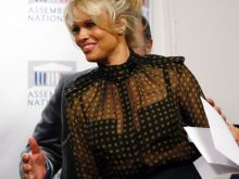 Pamela Anderson photo