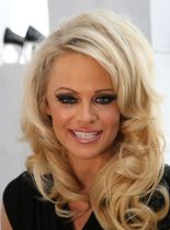 Pamela Anderson photo