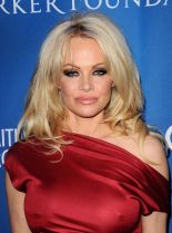 Pamela Anderson photo