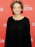 Pamela Reed