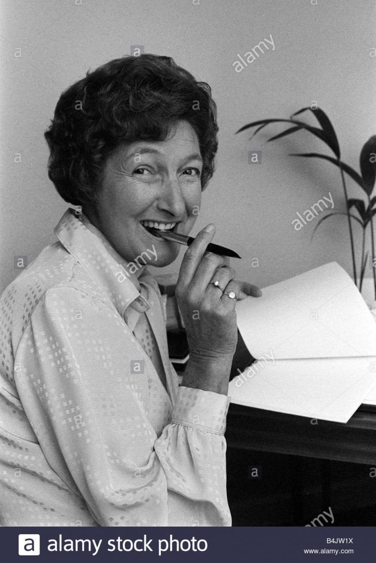 Pat Coombs