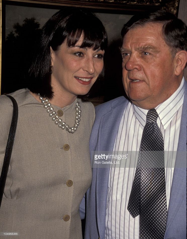 Pat Hingle