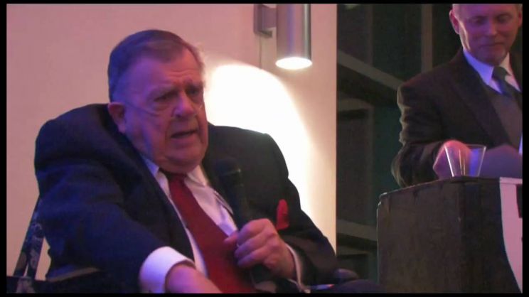 Pat Hingle