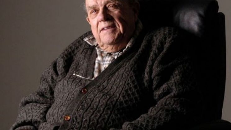 Pat Hingle