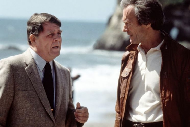 Pat Hingle