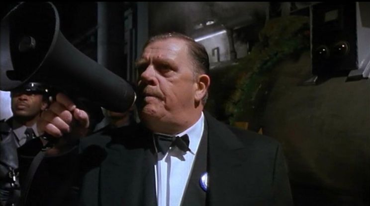 Pat Hingle