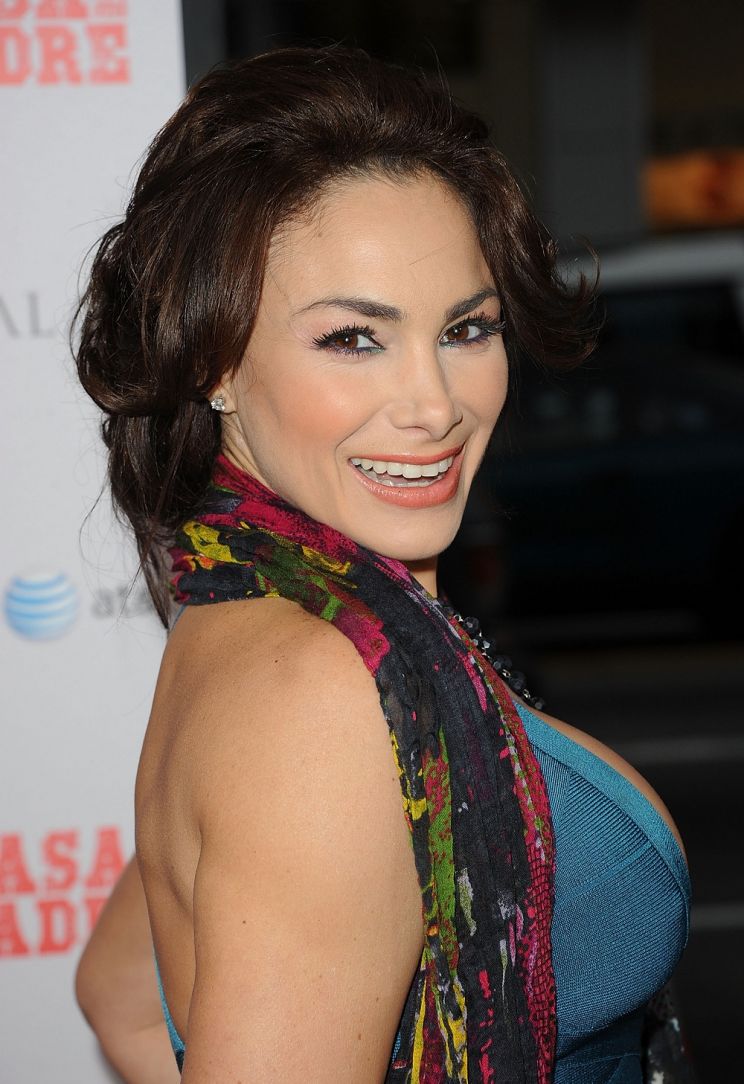 Patricia De Leon