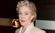 Patricia Hodge