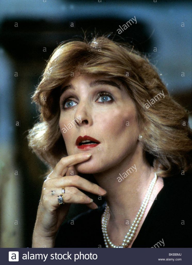 Patricia Hodge