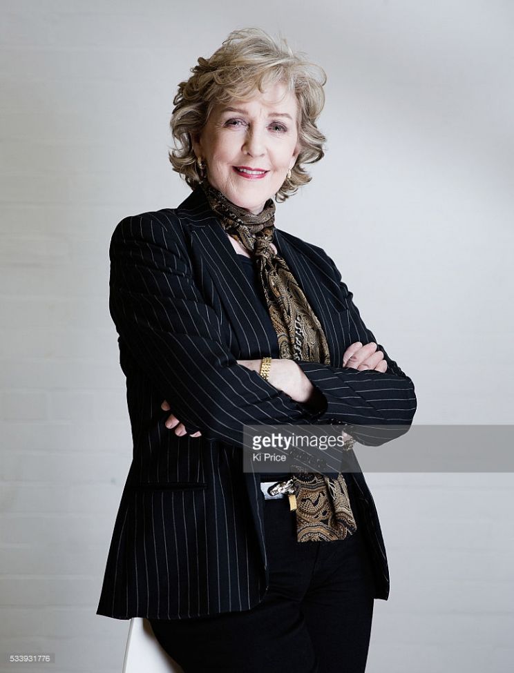 Patricia Hodge