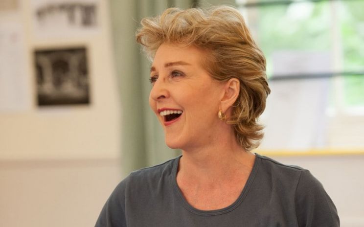 Patricia Hodge