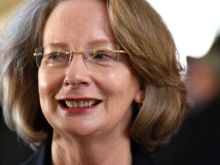 Patricia Knox