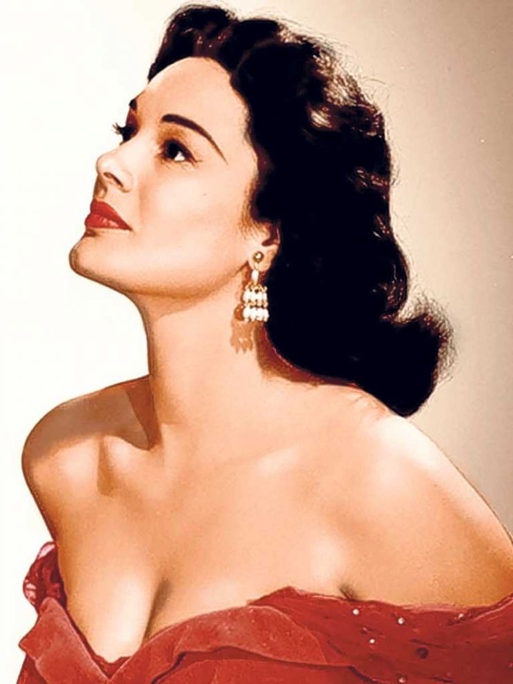 Patricia Medina