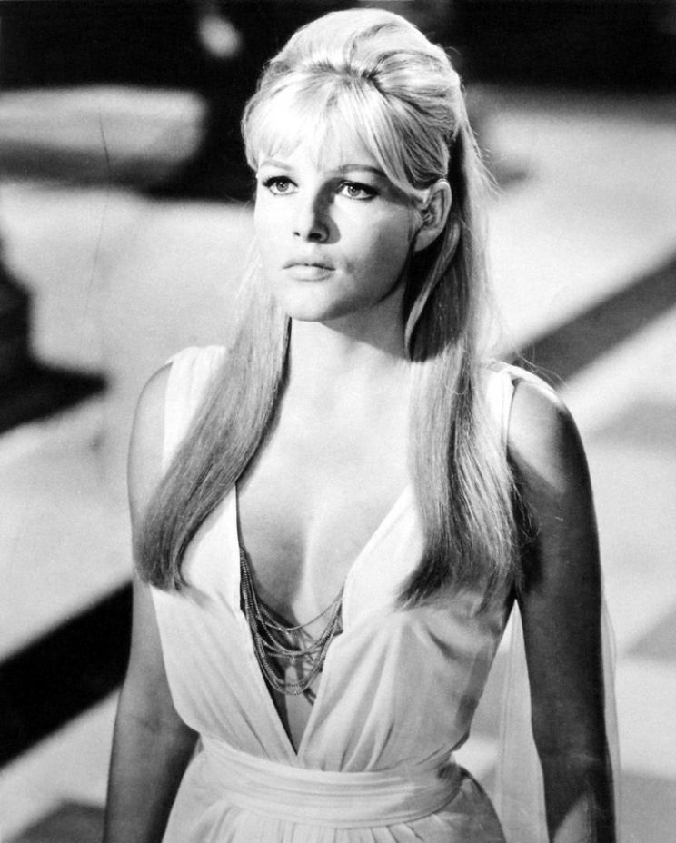 Patricia Medina