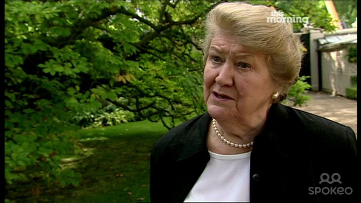 Patricia Routledge