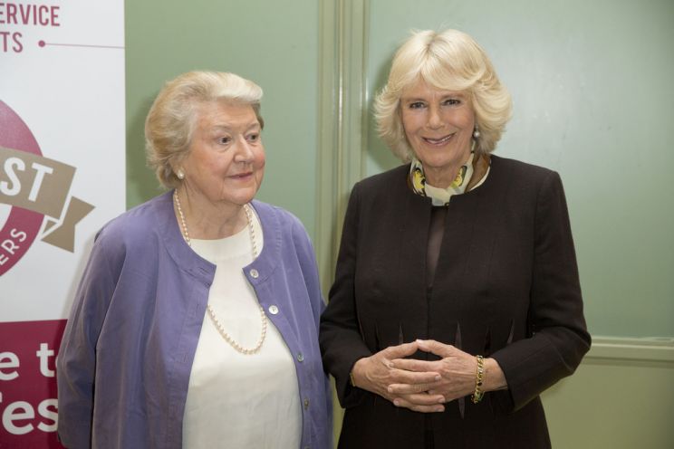 Patricia Routledge