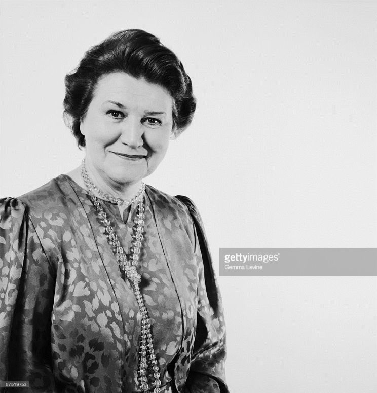 Patricia Routledge