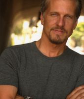 Patrick Fabian