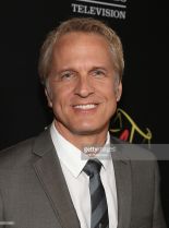 Patrick Fabian photo