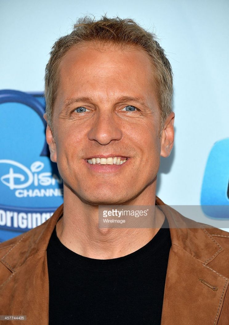 Patrick Fabian