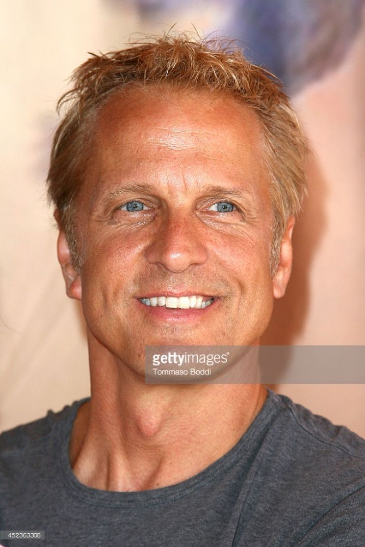 Patrick Fabian