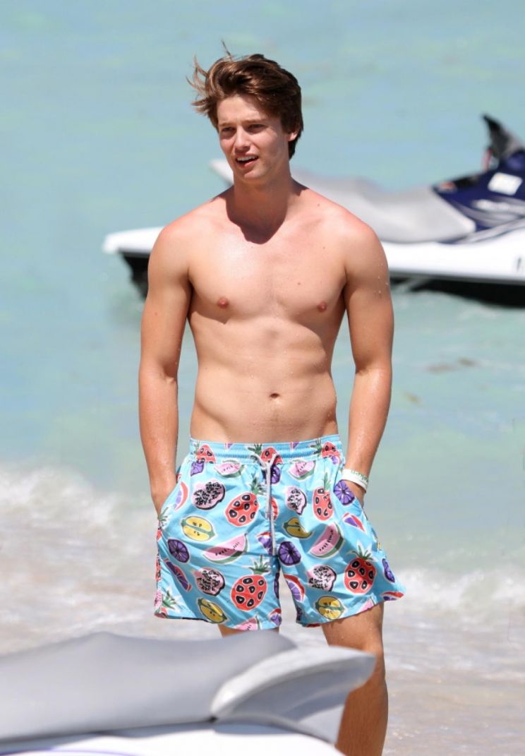 Patrick Schwarzenegger