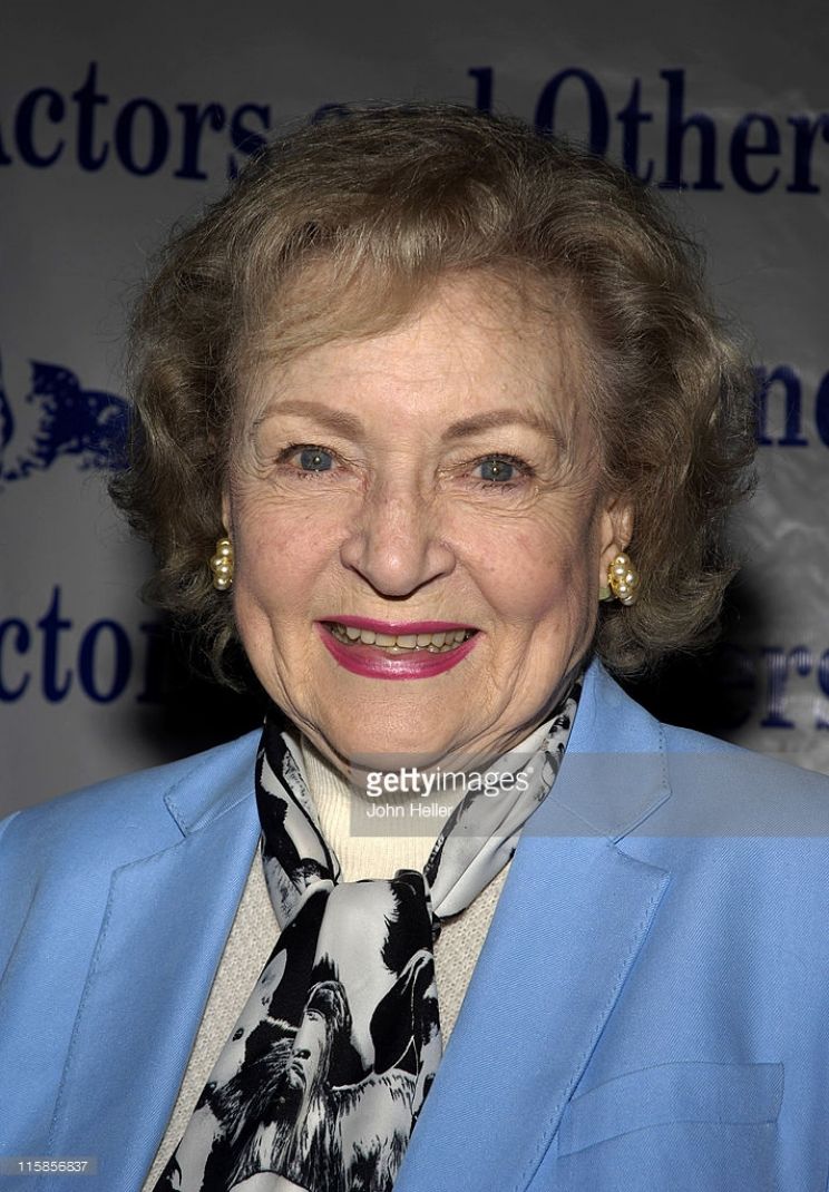 Patti MacLeod