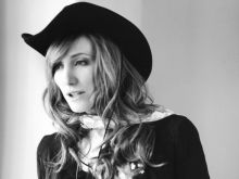 Patti Scialfa #3316303 picture (Landscape Medium)