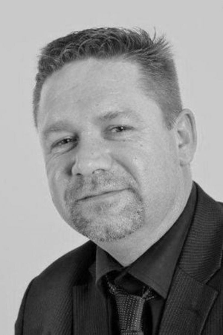 Paul Blackwell