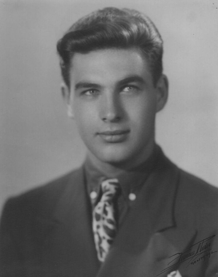 Paul Maxwell s Biography Wall Of Celebrities Paul Maxwell s Biography Wall Of Celebrities
