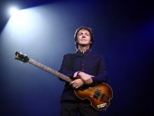 Paul McCartney #404754 picture (Landscape Medium)