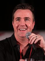 Paul McGillion photo