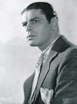 Paul Muni