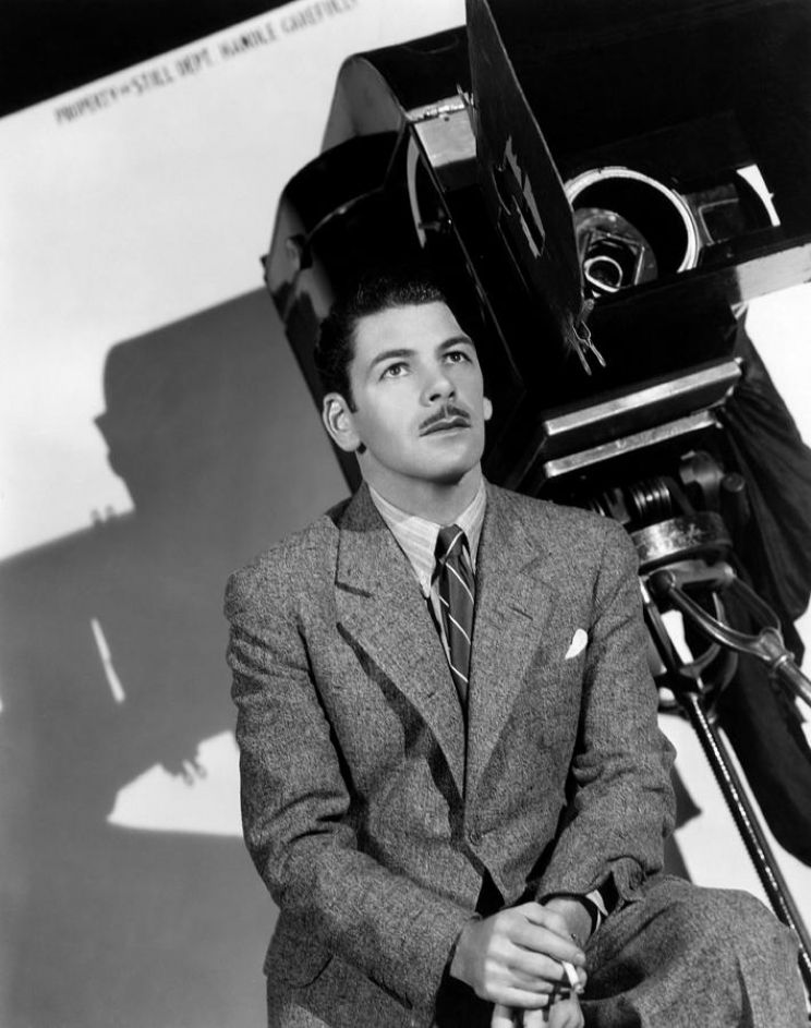 Paul Muni